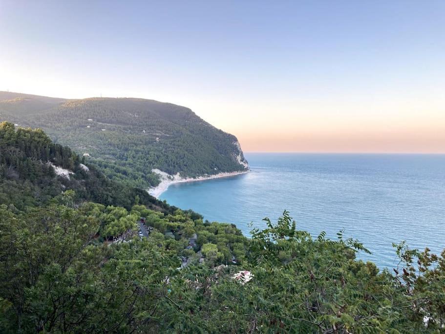 Casa Ikigai Sirolo - Appartamento Nuovissimo Con Giardino, A Due Passi Dal Centro Bagian luar foto